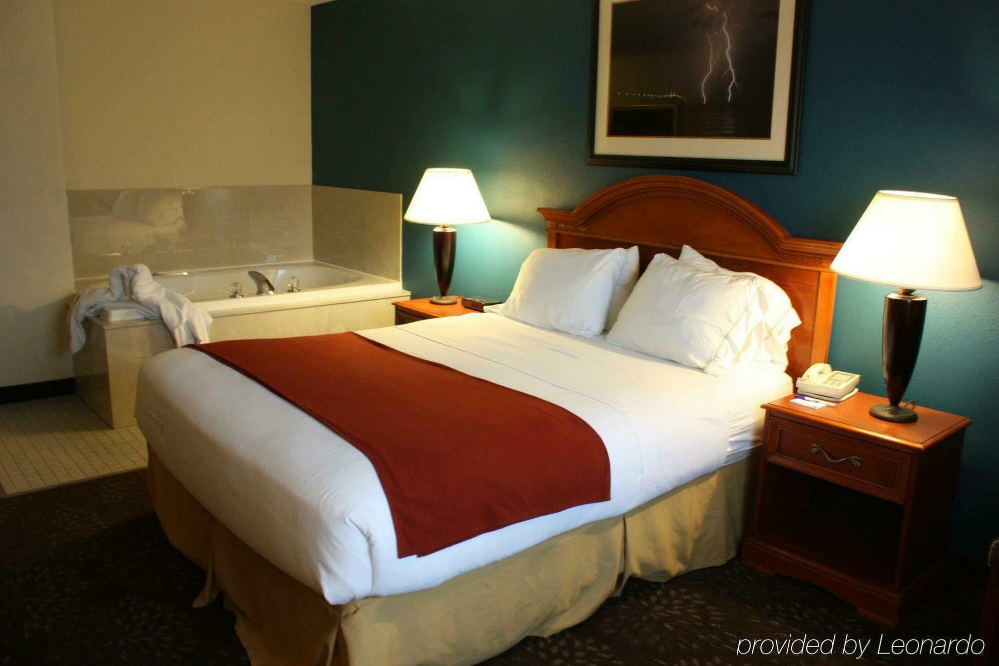 Holiday Inn Express Mackinaw City By Ihg Exteriér fotografie